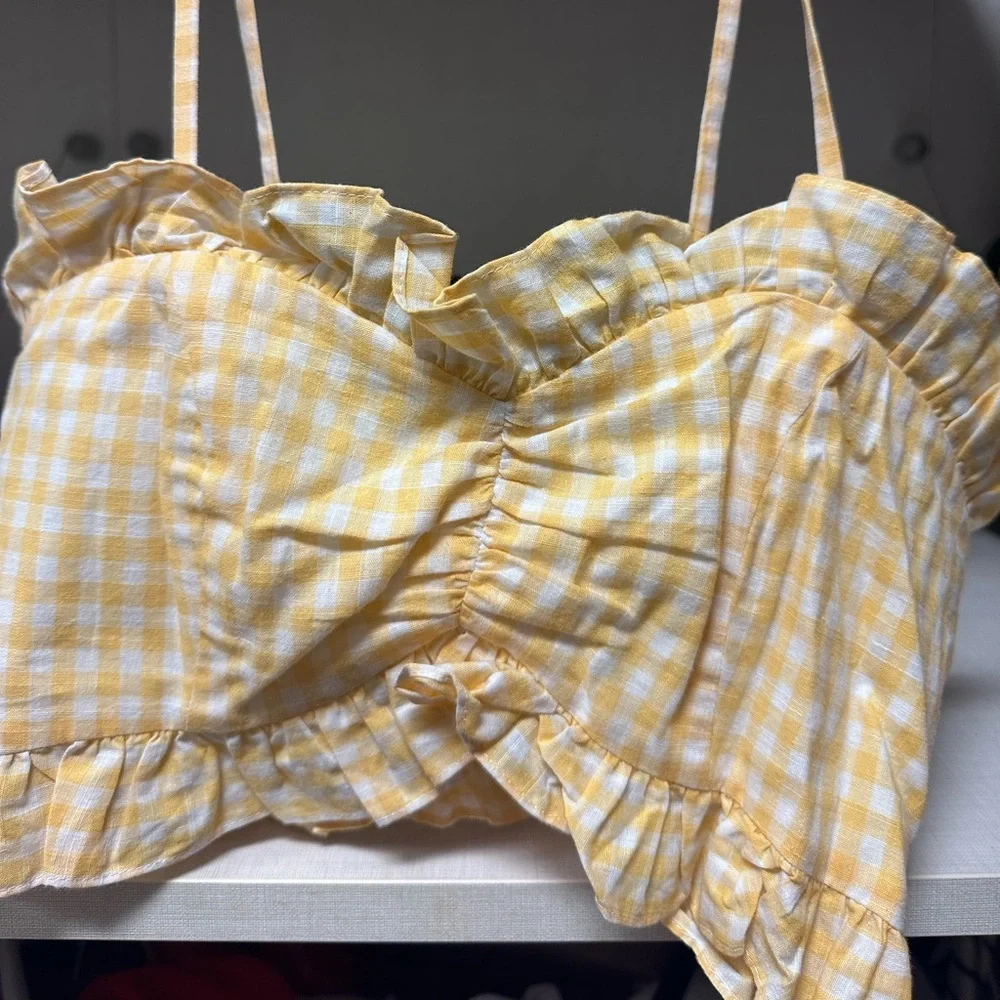 Set - Picture 2 of 4